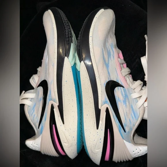 Nike Air Zoom GT Cut 2 White Pink Blue Basketball Shoes FN0234 Women's Size 9 - Picture 8 of 13